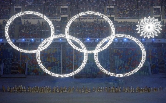 Olympics rings malfunction at Sochi 2014 opening ceremony