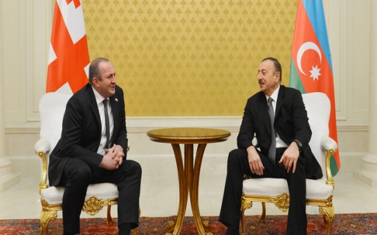Georgian president meets Azeri counterpart in Baku