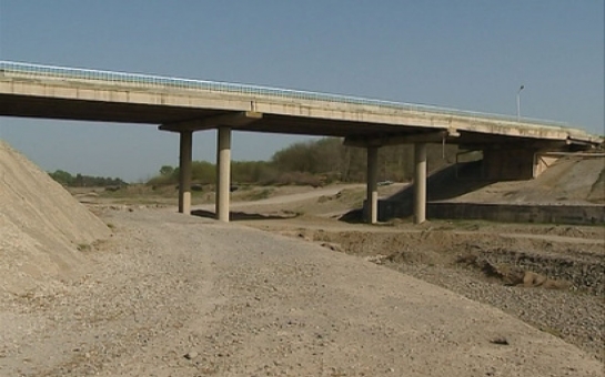 New bridge opened on Azeri-Iranian border