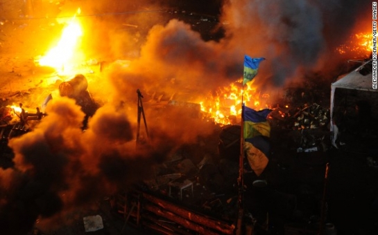 Tensions high in Ukraine after at least 21 die in fiery clashes - PHOTO