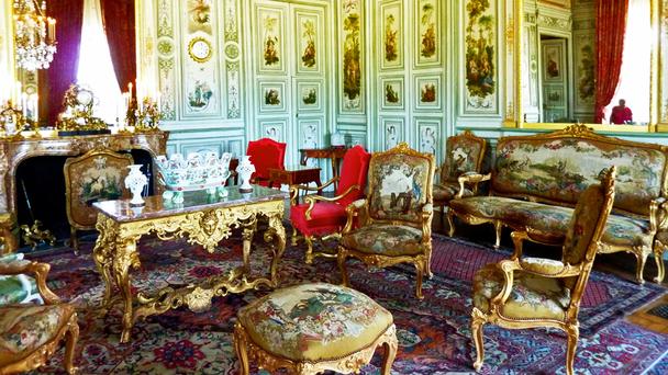Where presidents, Proust and Pompadour slept - PHOTO