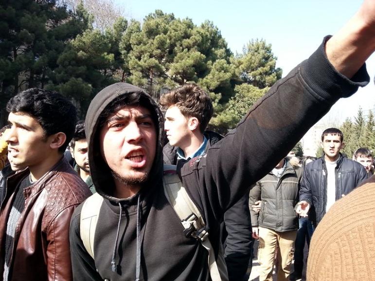 Police break up demonstration at Baku State University - PHOTO