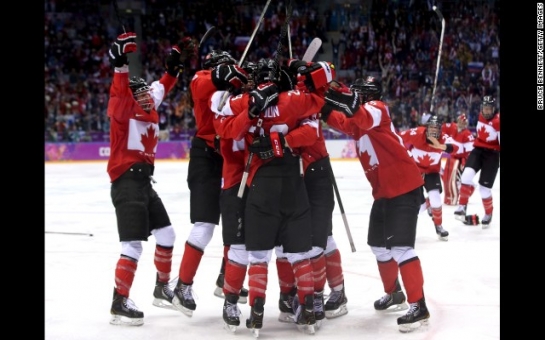 Canada breaks U.S. hearts with golden goal in women's ice hockey