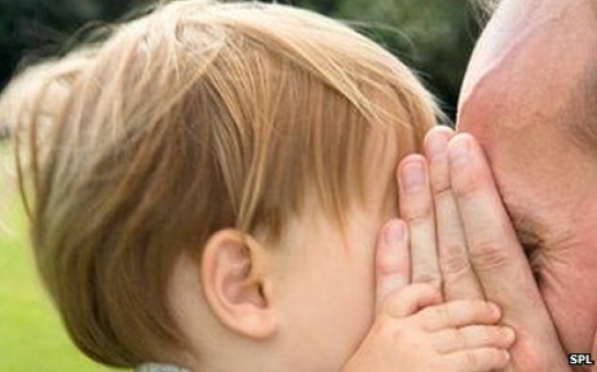 Child health problems 'linked to father's age'