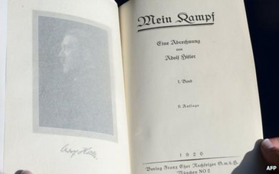 Signed copy of Mein Kampf sold in US - PHOTO