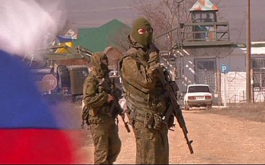 Ukraine accuses Russia of further troop movements amidst Crimea crisis
