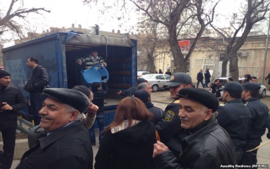 Azeri opposition party evicted from office after blast