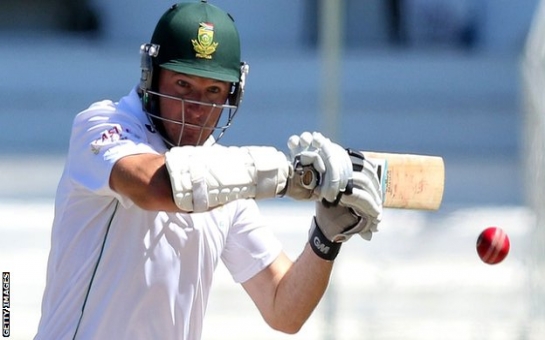 Graeme Smith: South Africa captain to retire from internationals