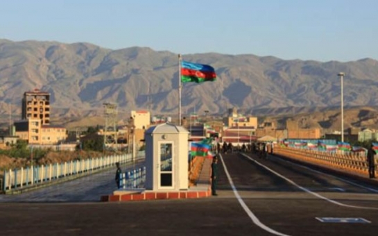 Azerbaijan mulling visa waivers for Iranians: envoy