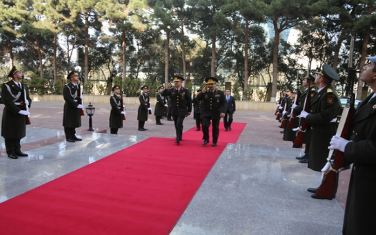 Chef of Turkish Ground Forces meets Azeri officials in Baku