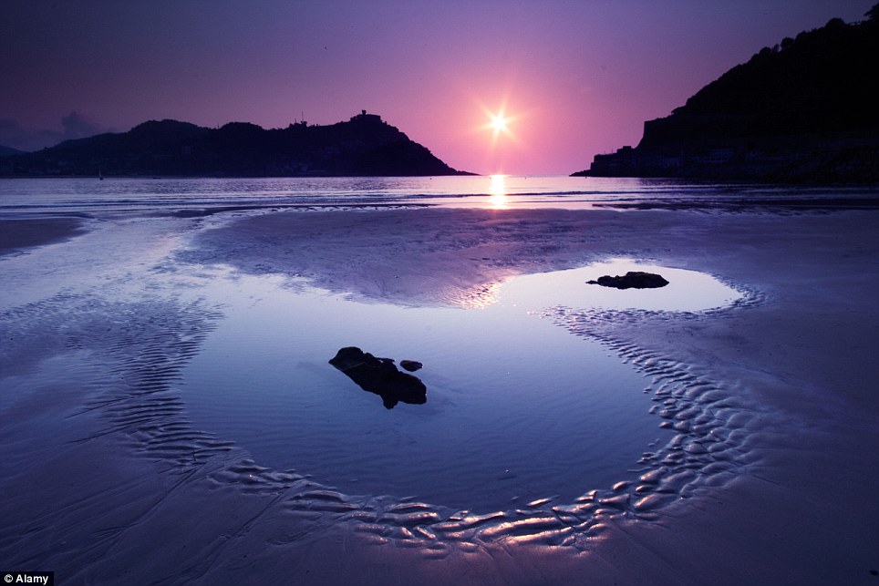 Rhossili Bay is named UK's best beach, and world's 9th best - PHOTO