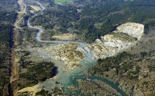 Search for Washington landslide victims to resume