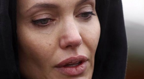 Angelina Jolie visits rape victims of Bosnia war - PHOTO