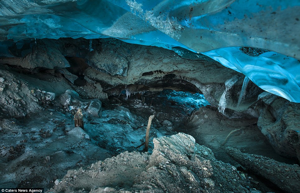 Stunning photos from inside the two-year-old Alaskan ice cave - PHOTO