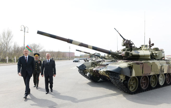 Azeri president inspects army base in Naxcivan - PHOTO