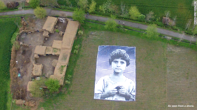 Artists give drone victims a face - PHOTO