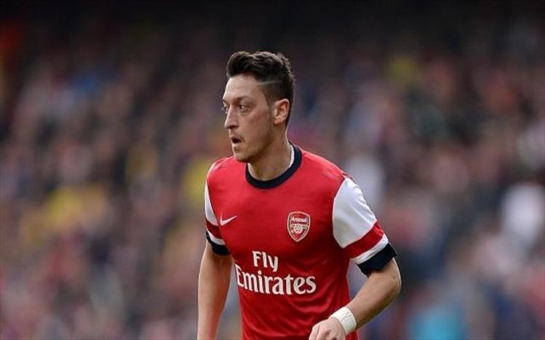 Wenger tips Ozil to win player of the year in 2015