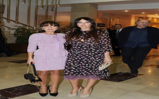 Azerbaijan's first lady shares picture with her sister - PHOTO