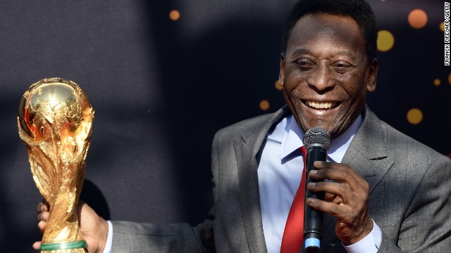 Soccer great Pele remains in intensive care