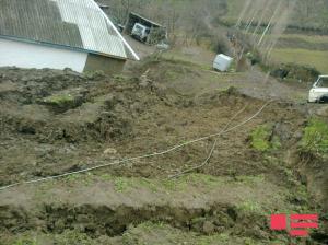 В последние дни на территории Азербайджана наблюдается активизация оползневых зон