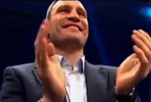 Виталий Кличко стоя аплодировал азербайджанцу
