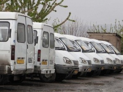 В Ереване бастуют водители маршруток