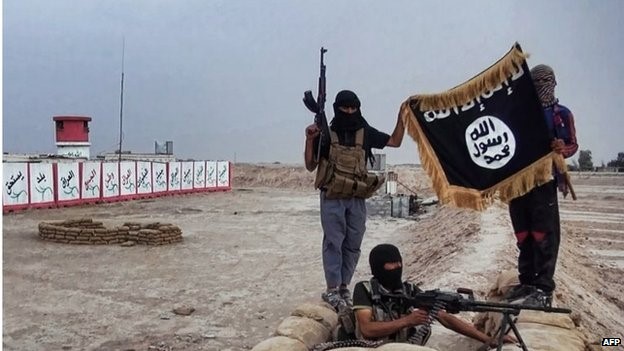 Mount Sinjar: Islamic State siege broken, say Kurds