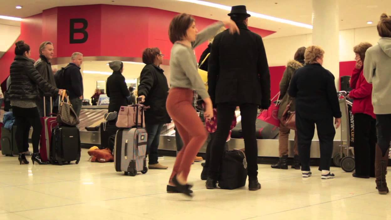A Girl, an Airport and a Dance