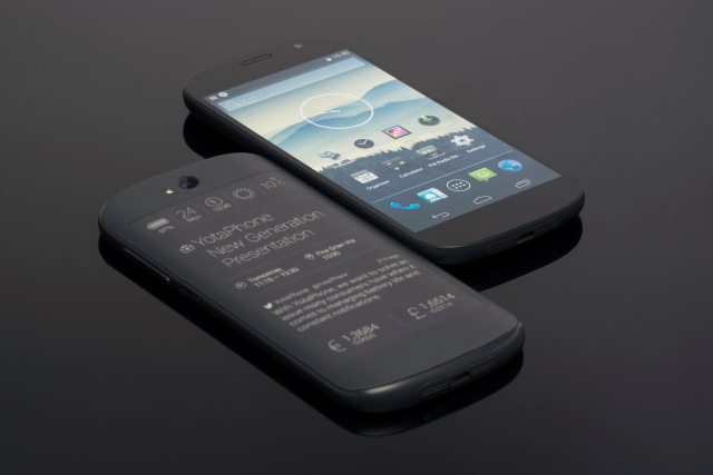 YotaPhone 2 на Рождество