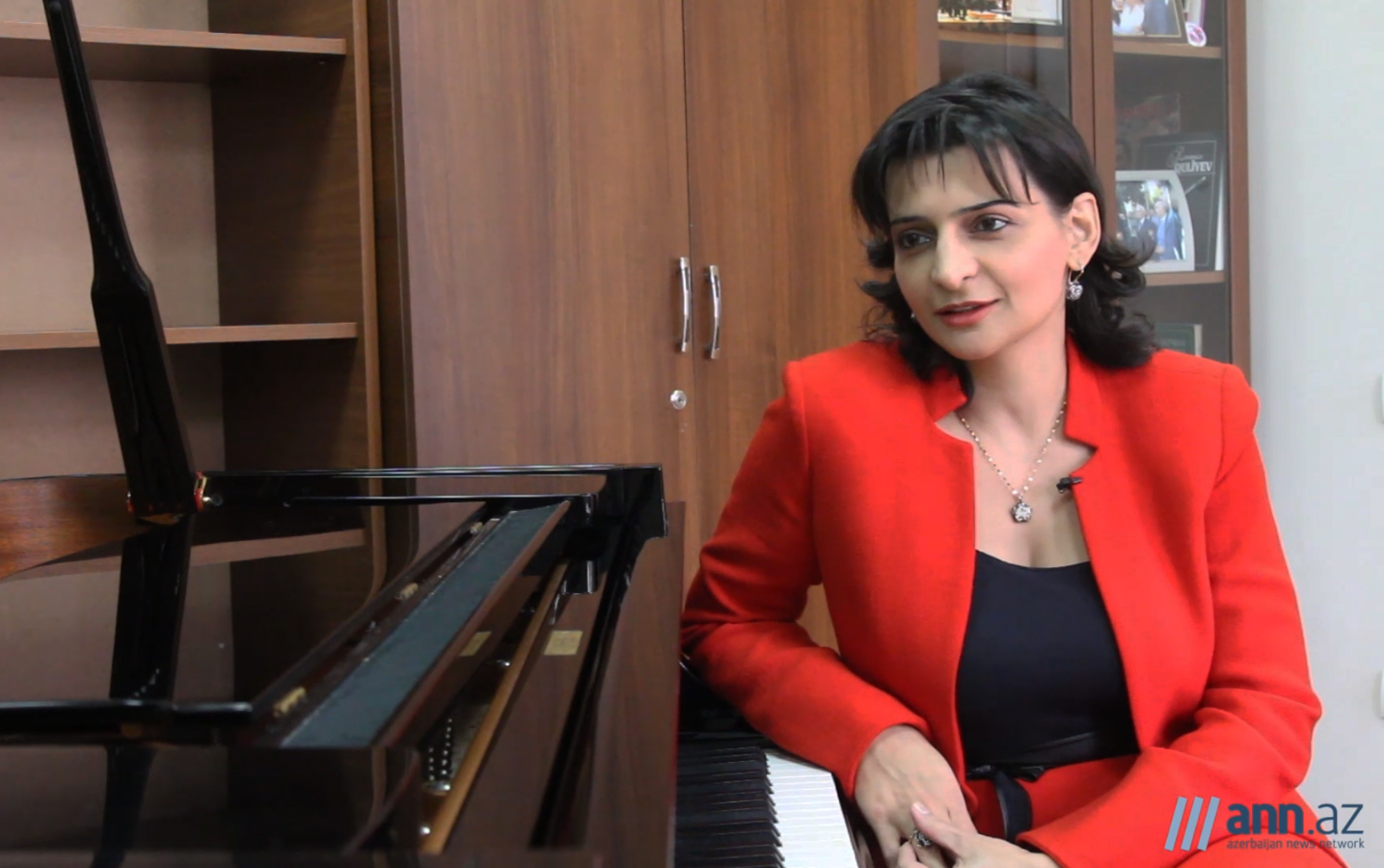 НАШ ГОСТЬ:  Наргиз Алиярова  - 'Моя самая большая мечта - дать концерт в свободной Шуше'