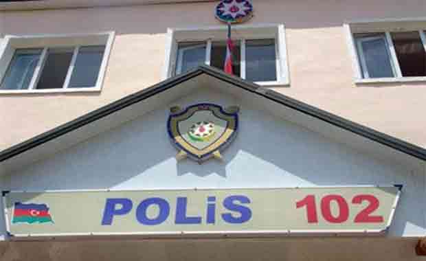 Polis özünü güllələdi - Bakıda