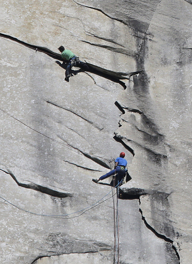 Yosemite climbers make history as both men reach the top of El Capitan