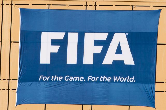 ФИФА осталась без спонсоров