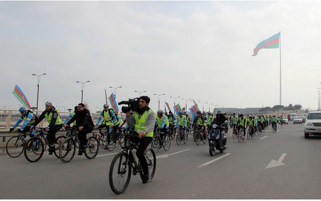 В Баку прошел Велопробег молодежи