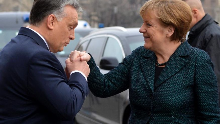 Merkel says Germany won't give weapons to Ukraine