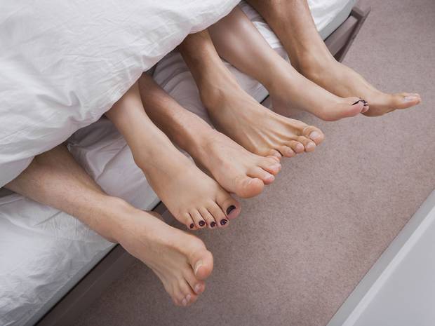Are you faithful or promiscuous? The answer could lie in your index finger