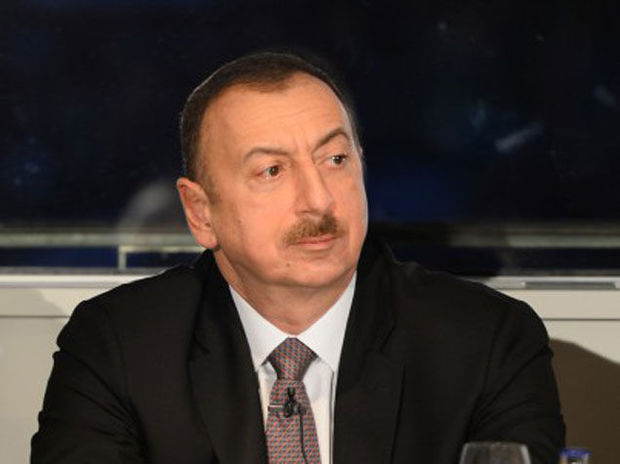 İlham Əliyev: Erməni əsgər Ağdamda nə axtarır?