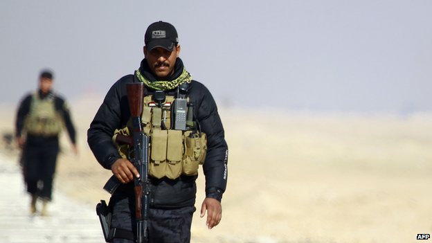 Islamic State militants attack Iraqi town near US base