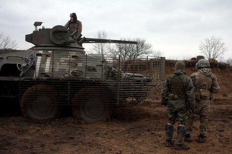 Ukrainian ceasefire goes into effect amid mistrust on both sides