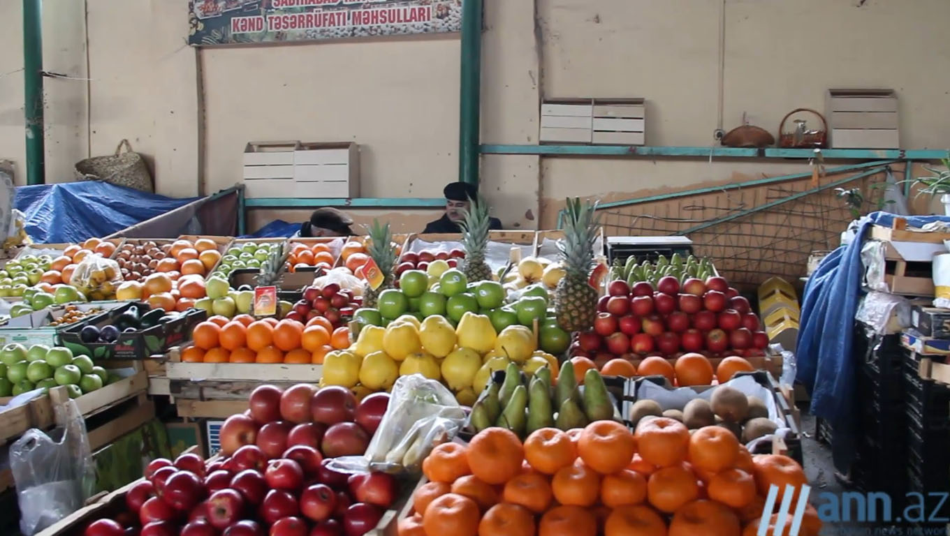 Bakıda bazarda bazar açanlar -  VİDEO
