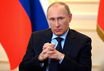 Russia's Putin cuts salaries of presidential administration by 10 percent