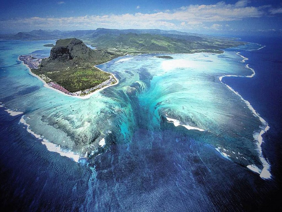 The optical illusion in the seas off Mauritius