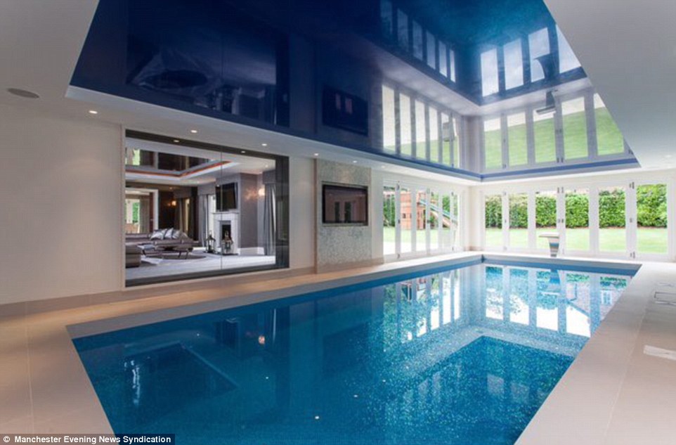 Angel Di Maria sells £4.1million mansion