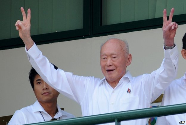 Singapore's founding father Lee Kuan Yew dies at 91