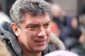 Nemtsovun ölümünə qeyri adi etiraz - FOTOLAR