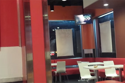 Эротическое видео в  KFC