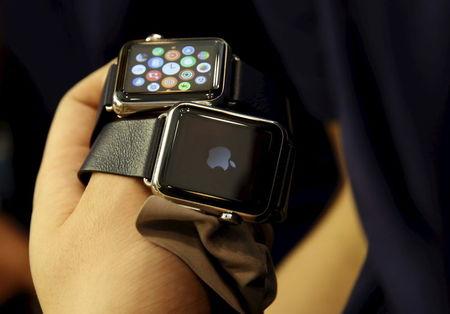 Backlogged orders as shoppers get close-up look at Apple Watch