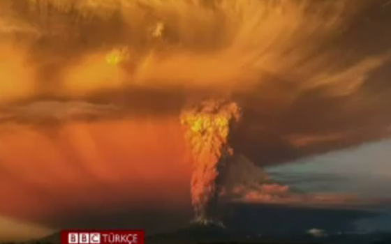 43 il yatan vulkan partladı - VİDEO