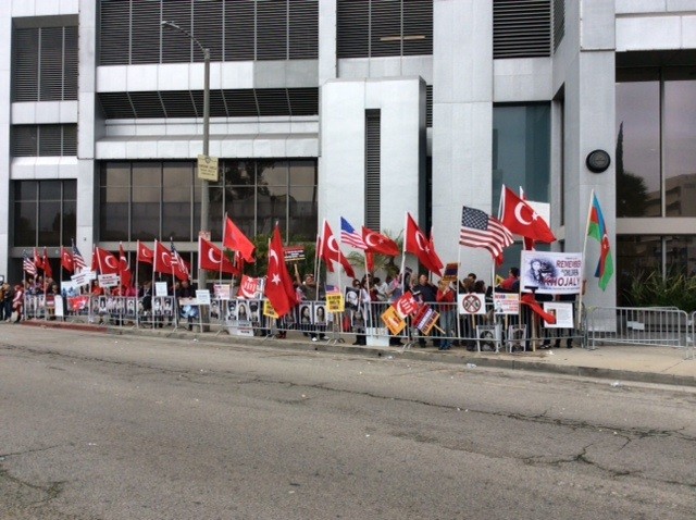 Turkish protesters show up at consulate to counter 100-yeah armenian genocide march