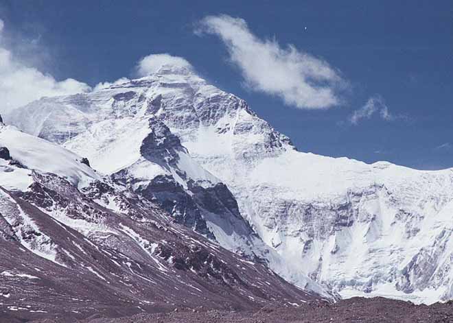На Эвересте не осталось альпинистов